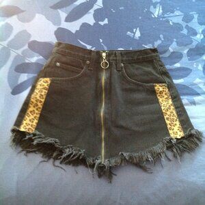 Carmar Black Leopard Print Stripe Denim Jean Distressed Cutoff Mini Skirt 26